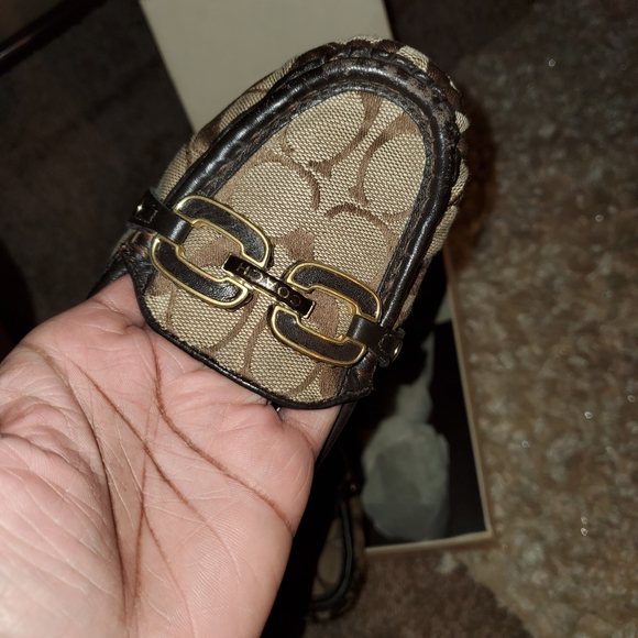 Coach shoes - Picture 3 of 3